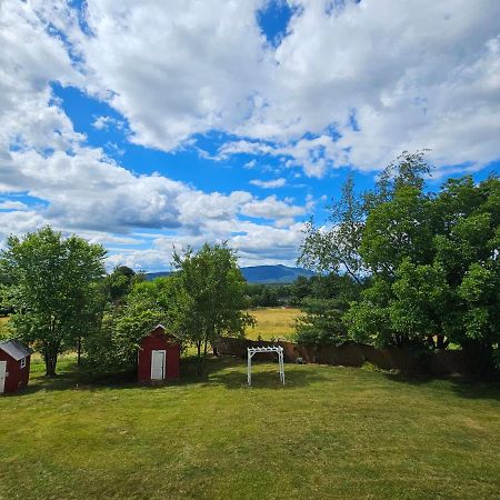 Winridge Manor Bed & Breakfast Madison Heights ภายนอก รูปภาพ