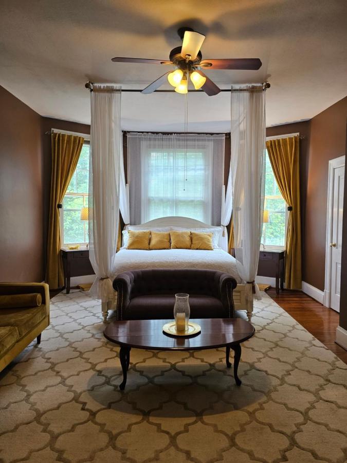 Winridge Manor Bed & Breakfast Madison Heights ห้อง รูปภาพ